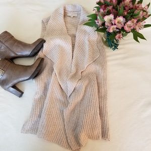 Loft ribbed sweater vest in tan